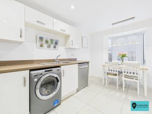 Kitchen/Diner - click for photo gallery